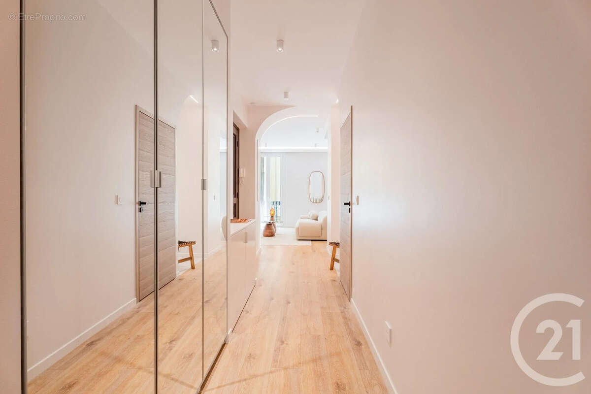 Appartement 70 m² à Nice  - photo 10