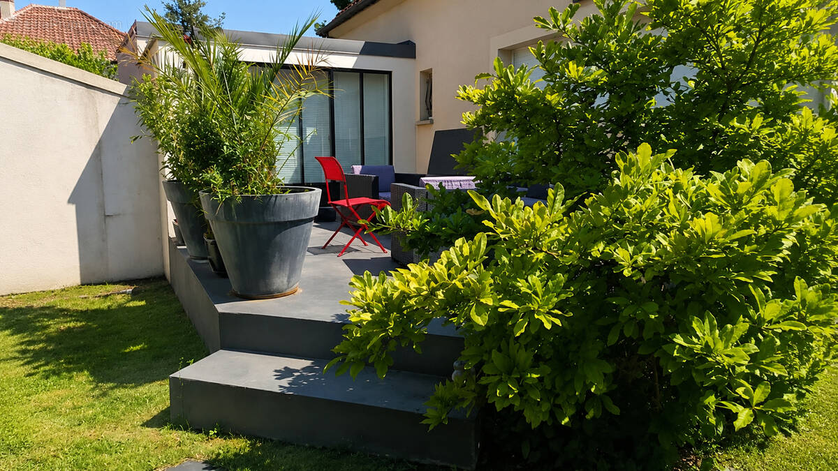 Maison à SACLAY