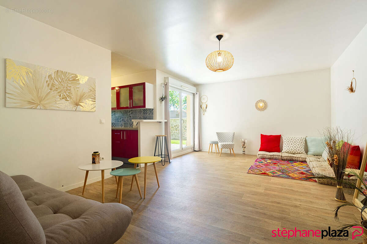 Appartement à COLOMBES