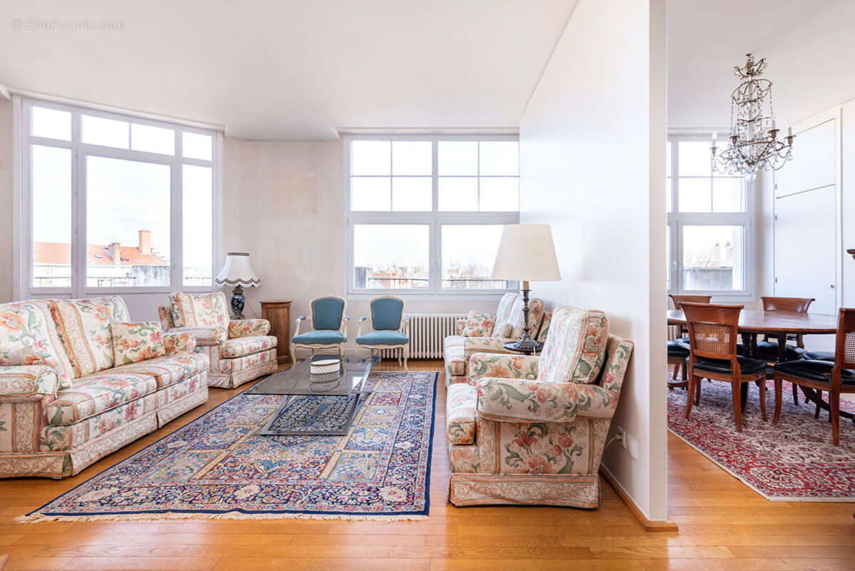Appartement à LYON-6E