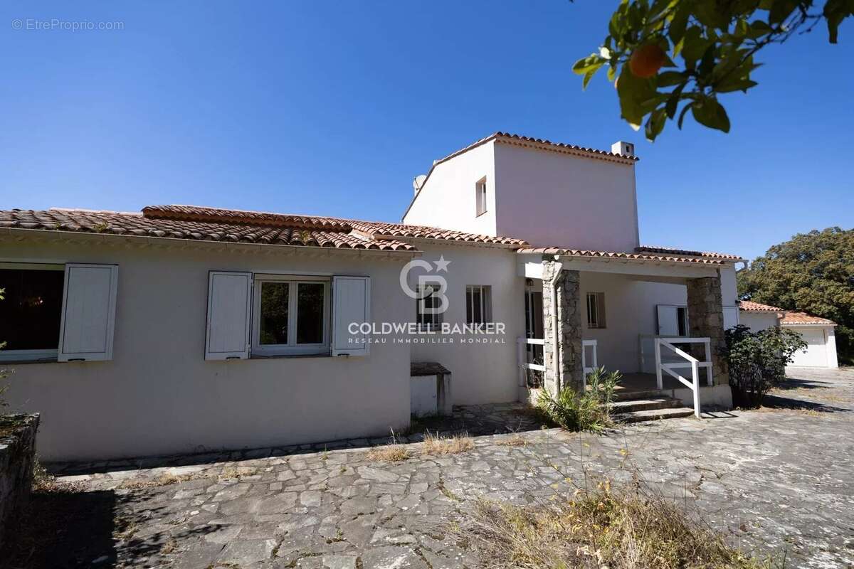 Maison à L'ILE-ROUSSE