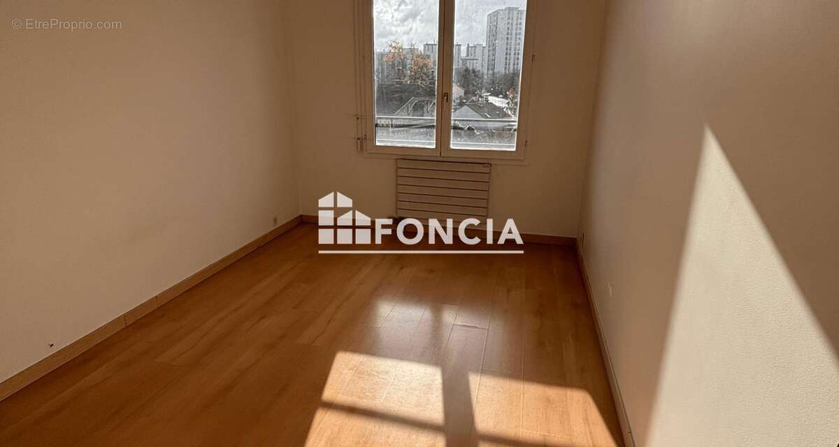 Appartement à SAINT-GRATIEN