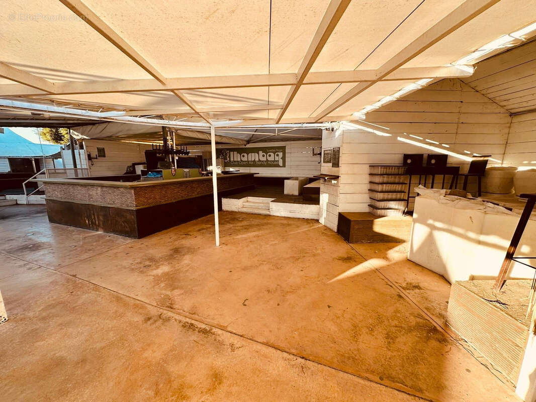 Commerce à TORREILLES