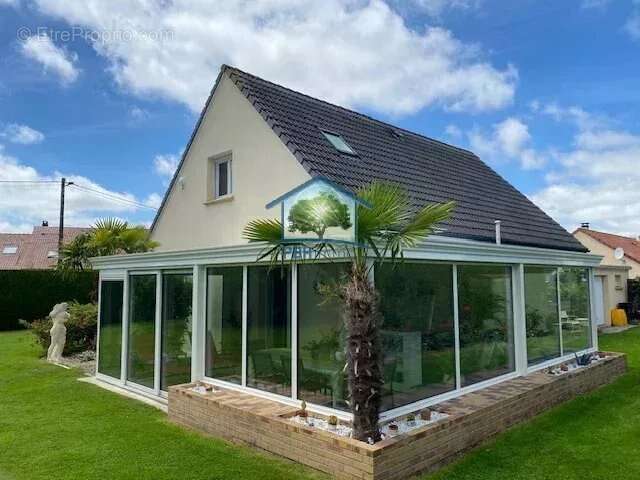 Maison à BUCHY