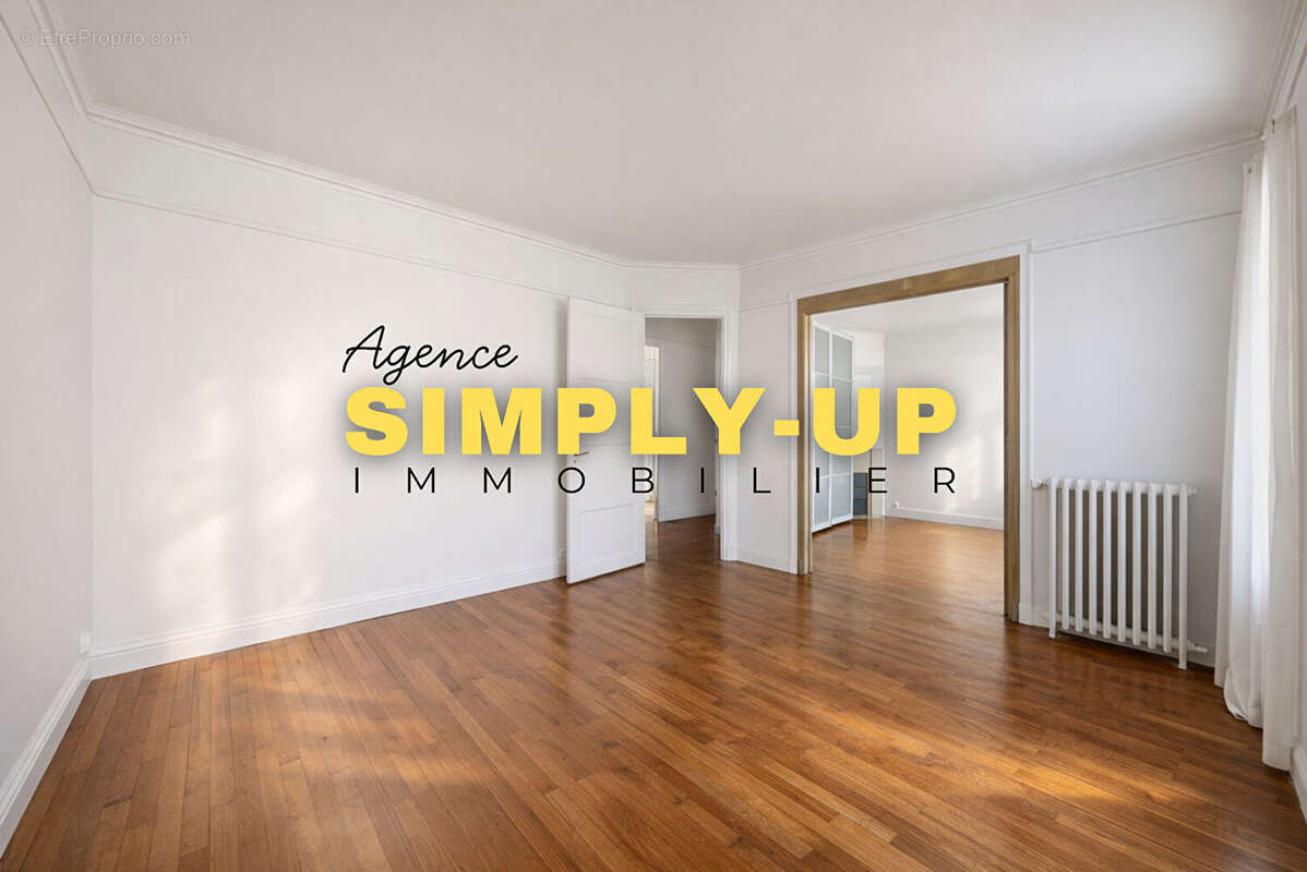 Appartement à PARIS-14E