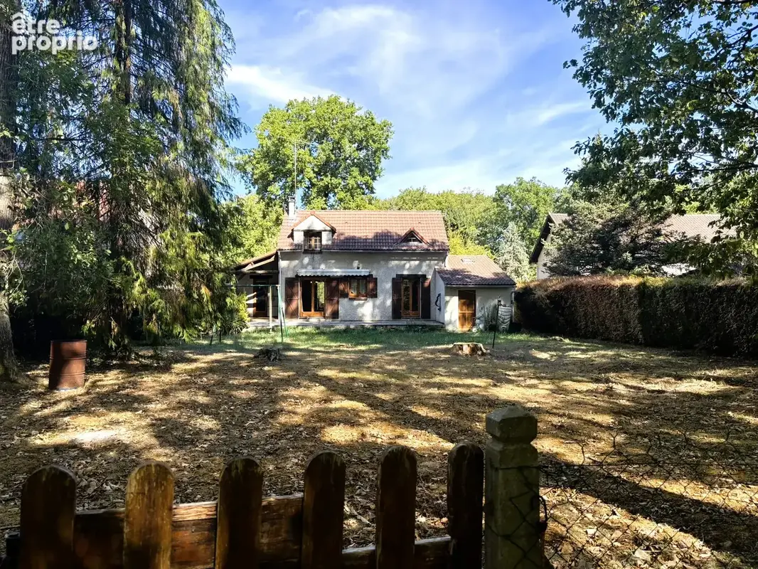 Maison à BAZOCHES-SUR-LE-BETZ
