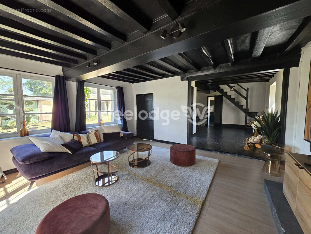 Maison 400 m² à Saint-Prest  - photo 2