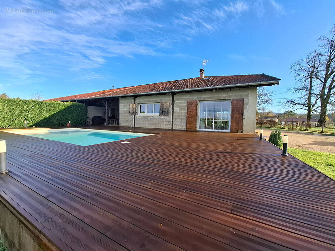 Maison à TREFFORT-CUISIAT