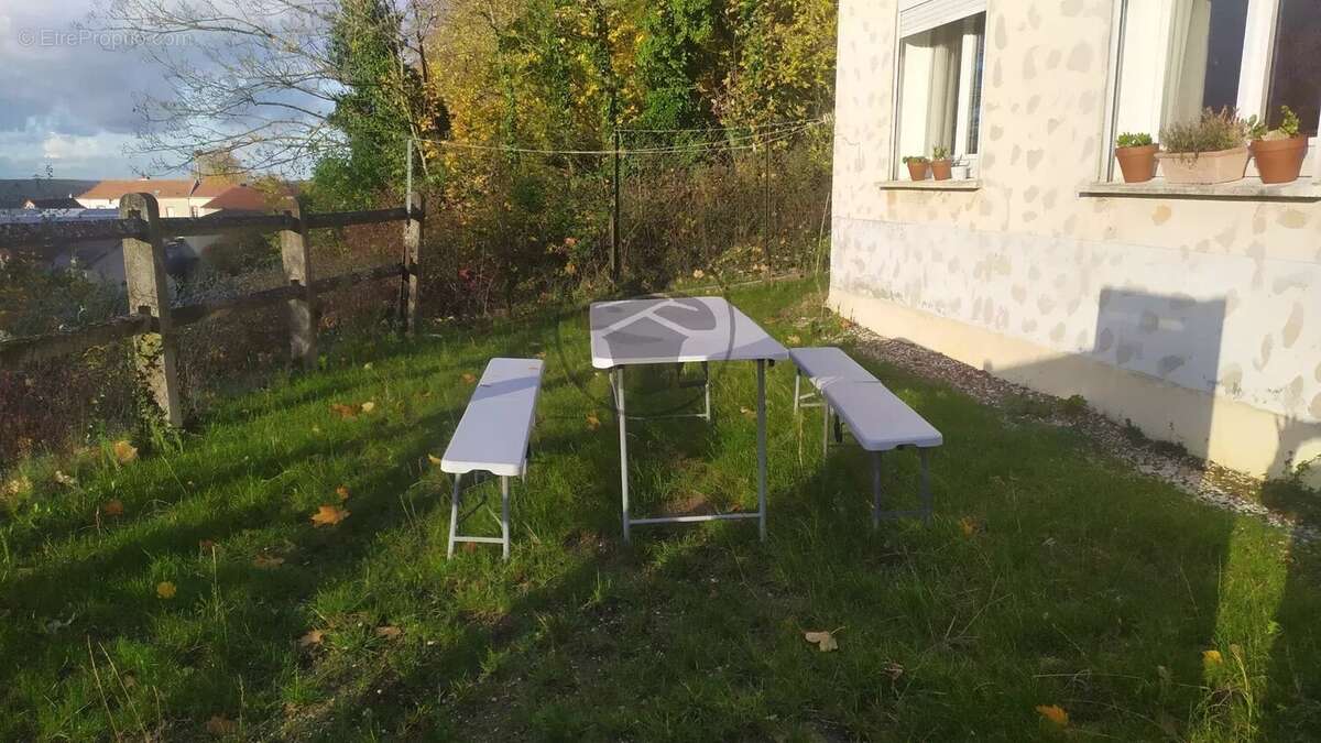 Maison à CHIGNY-LES-ROSES