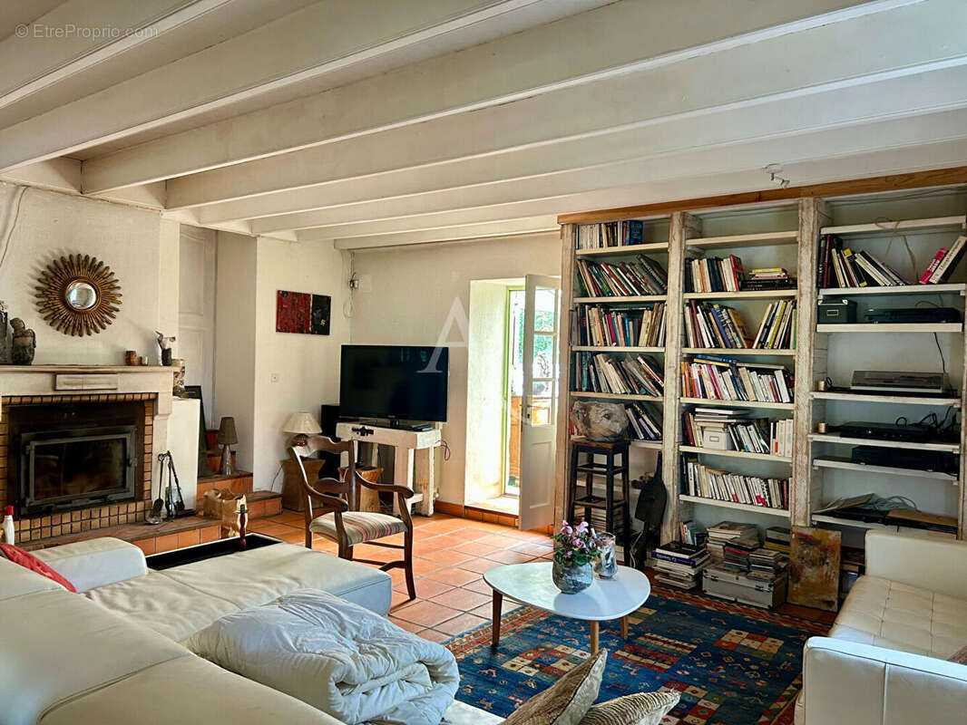 Maison à CHAILLE-LES-MARAIS