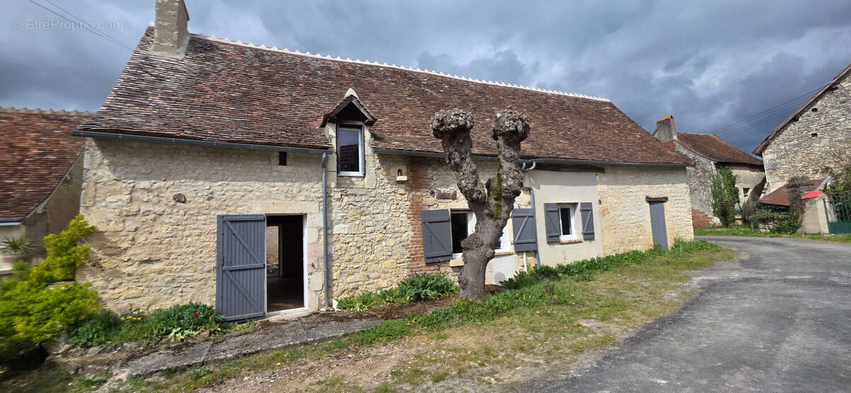 Maison à TOURNON-SAINT-MARTIN