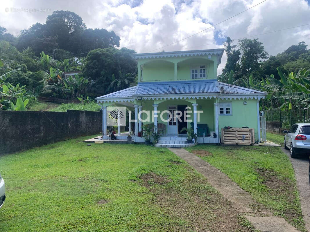 Maison à LE LORRAIN