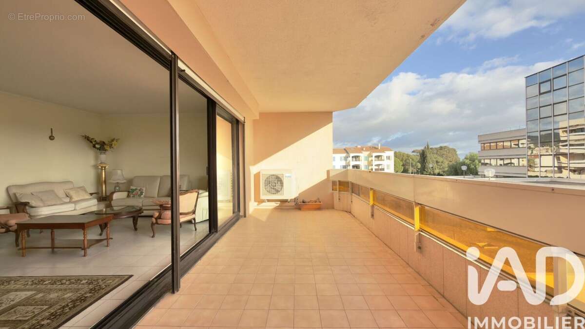 Photo 2 - Appartement à HYERES