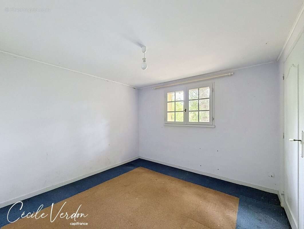 Maison à vendre 5 pièces RAZAC DE SAUSSIGNAC (24) - photo 11