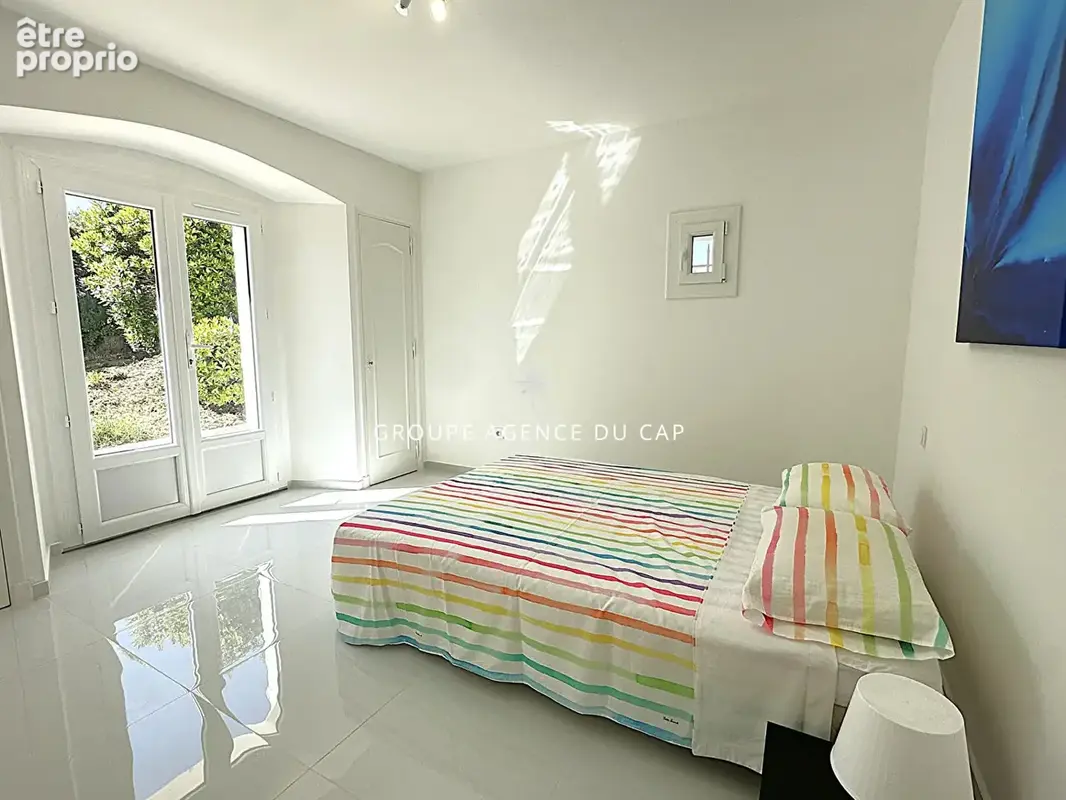À vendre villa plain pied vue mer panoramique 3 chambres piscine garage à saint aygulf - photo 10