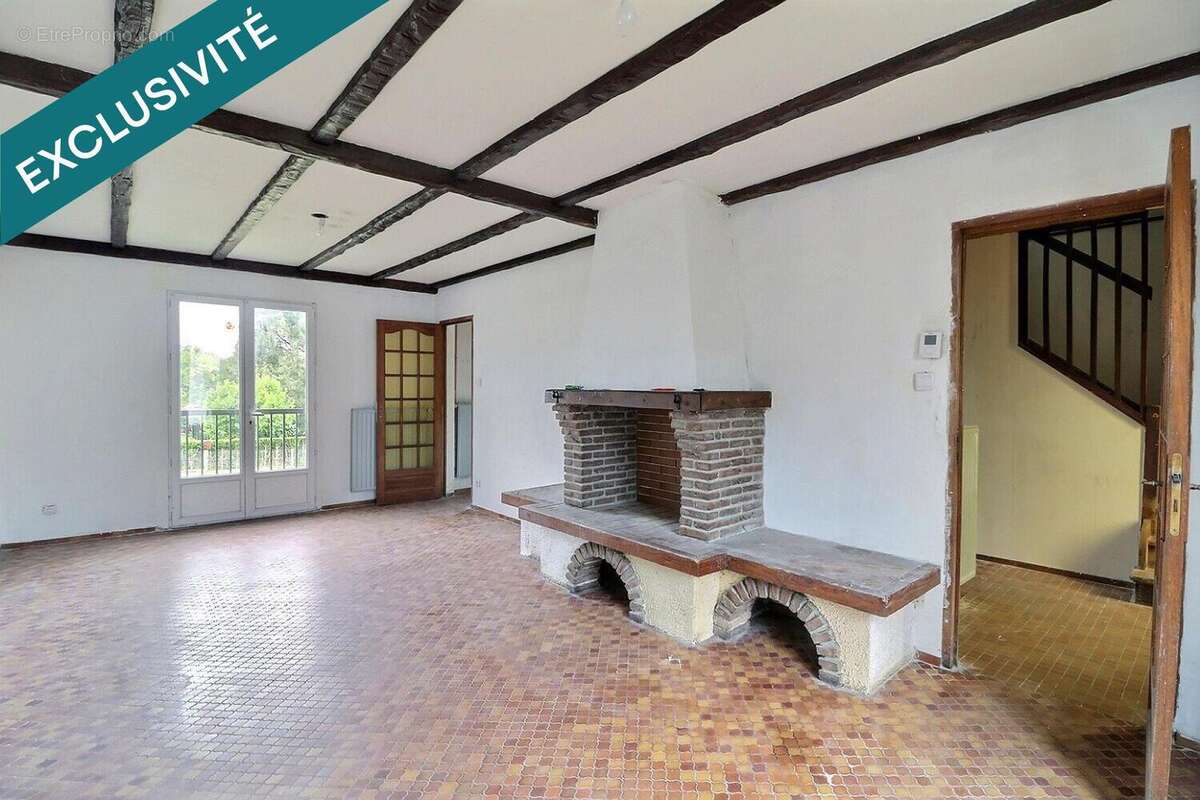 Photo 2 - Maison à POIX-DU-NORD