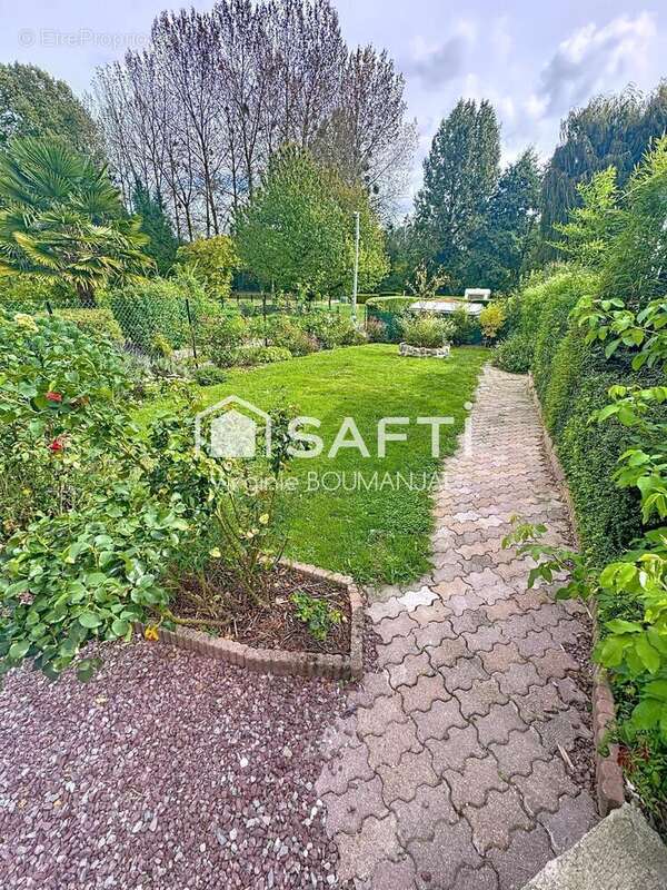 Photo 2 - Maison à FIGNIERES