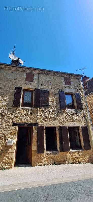 Maison à VILLEFRANCHE-DU-PERIGORD