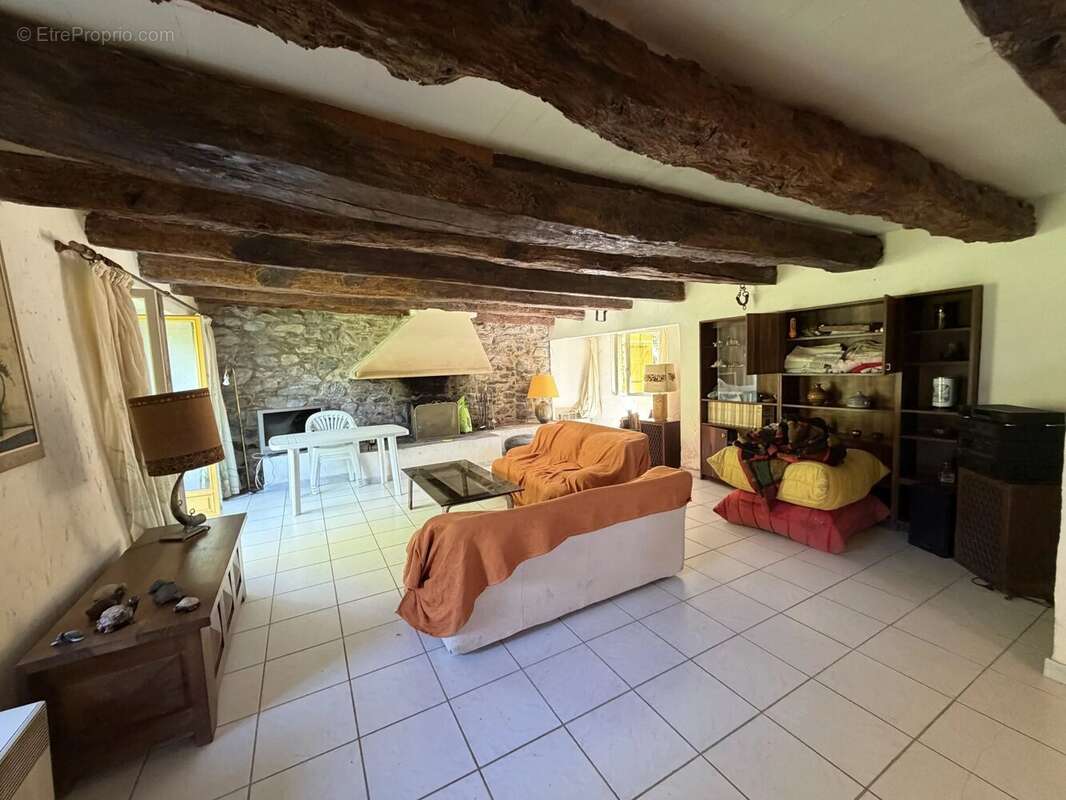 Calmels commune berlats - photo 8