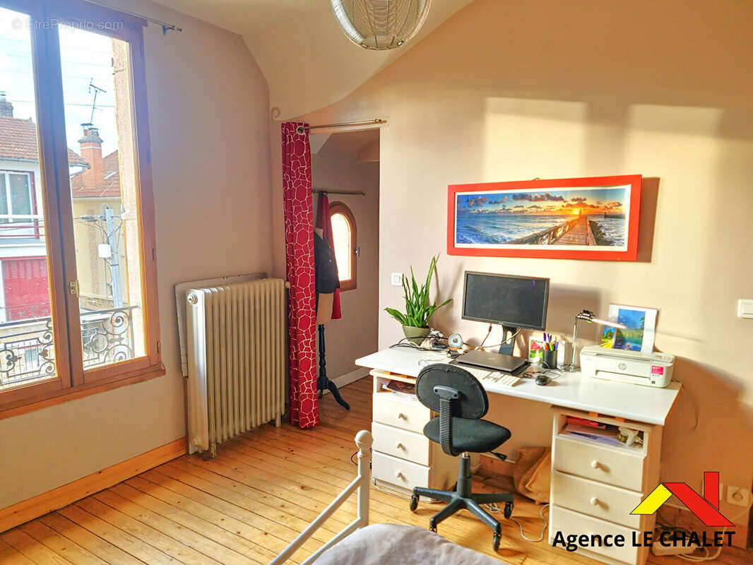 Maison Villeneuve Le Roi 4 pièce(s) 81.1 m2- 2 chambre(s) - photo 8