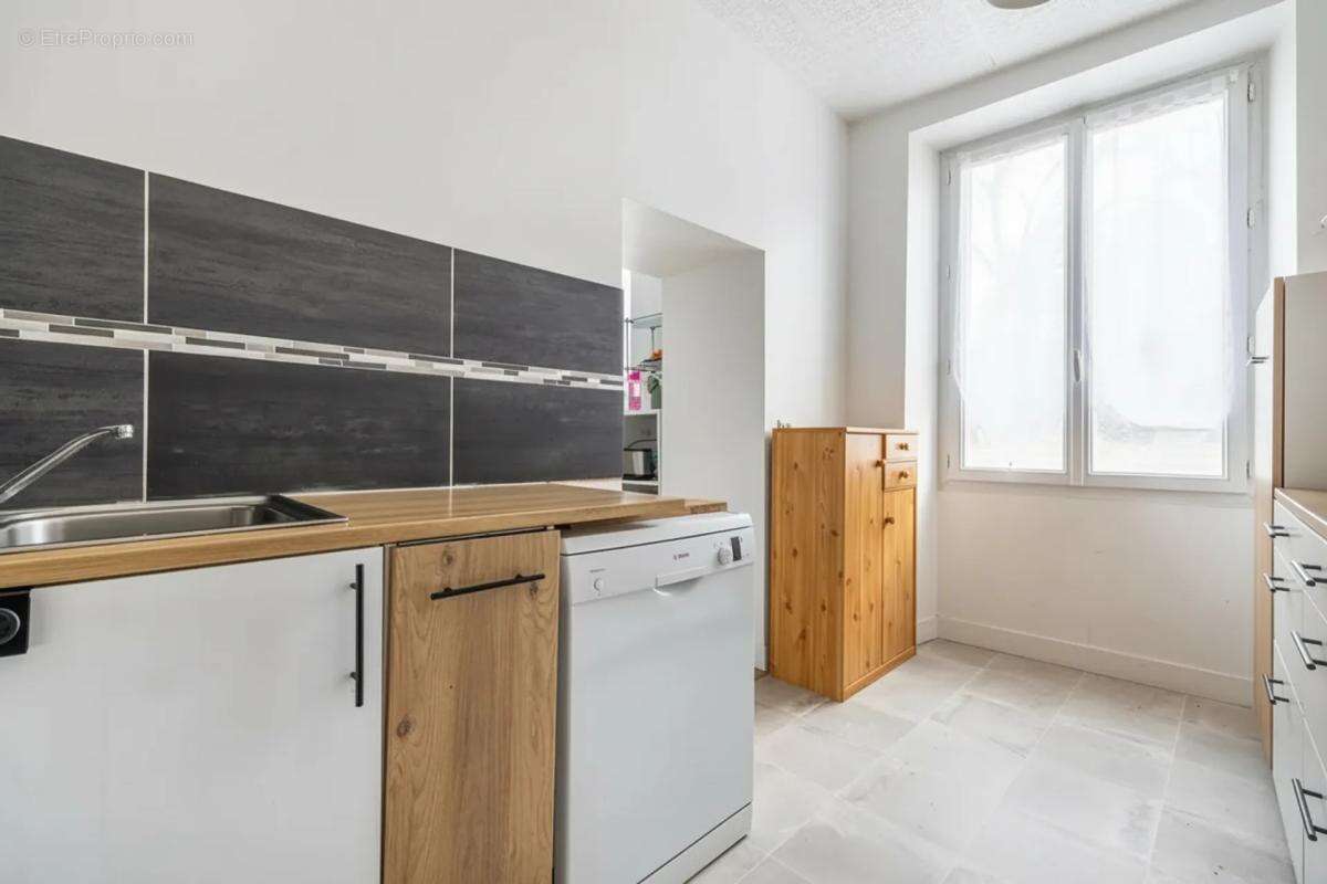 Lumineux T4 de 95 m² à La Ferté-Alais - photo 9