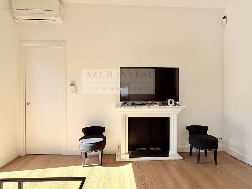 Appartement à ROQUEBRUNE-CAP-MARTIN