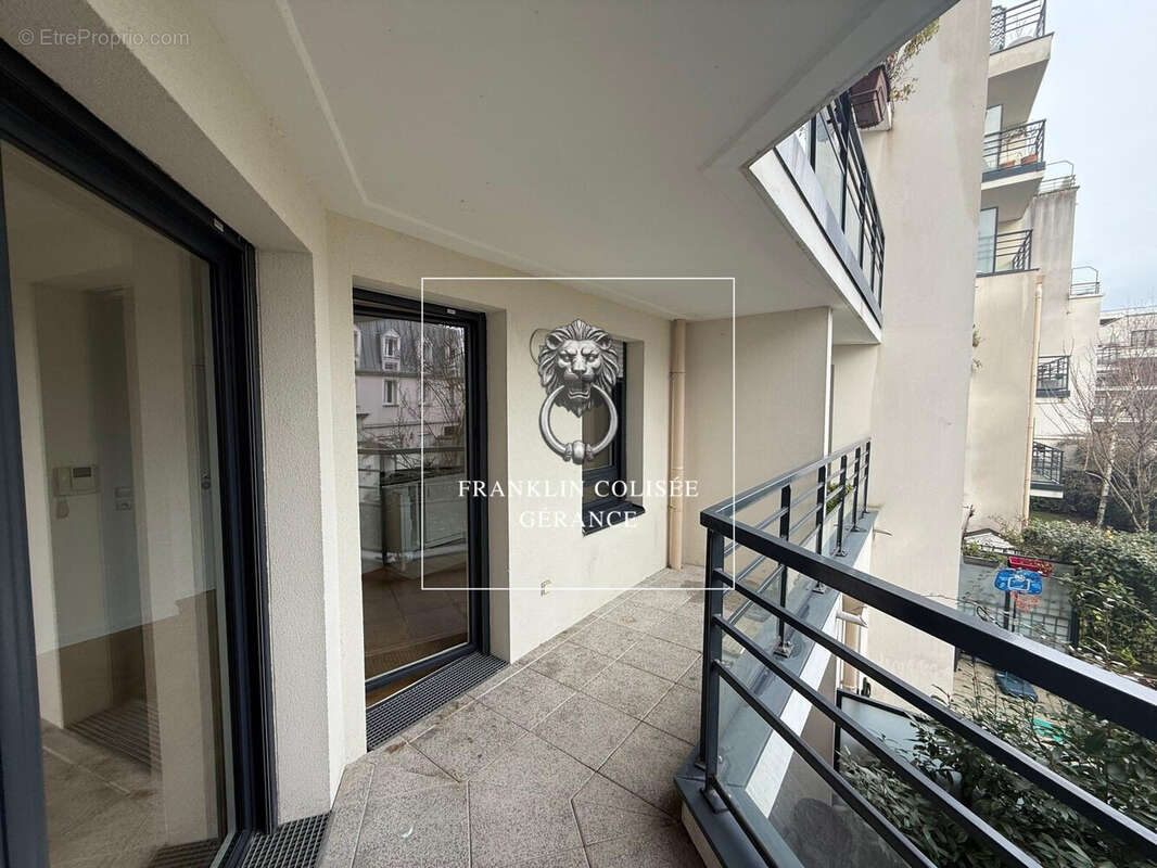 Appartement à SURESNES