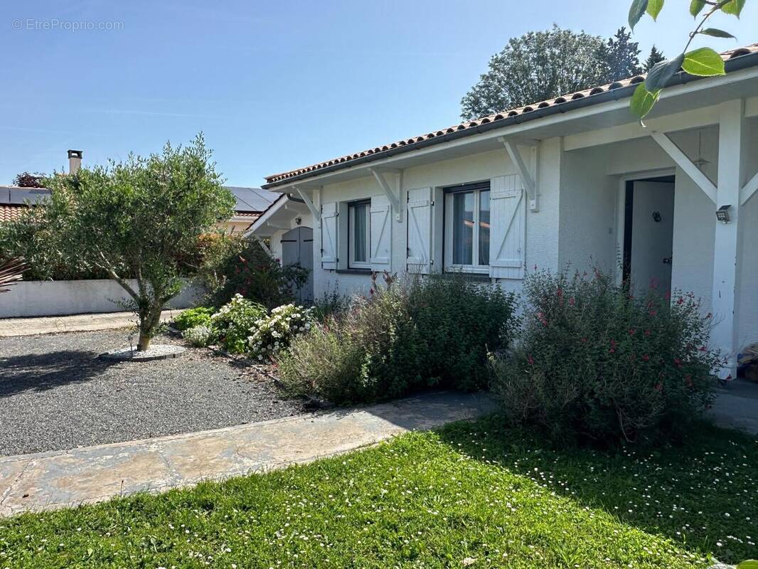 Photo 1 - Maison à SAINT-LOUBES