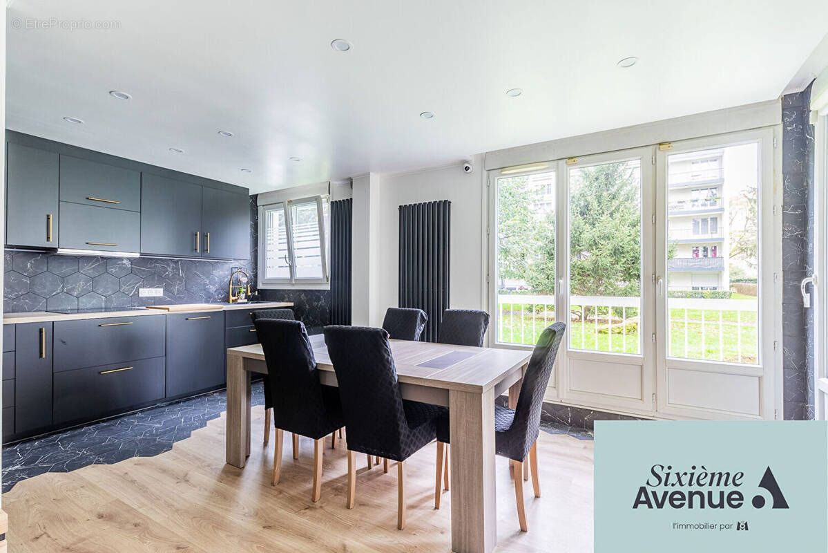 Appartement à CHILLY-MAZARIN