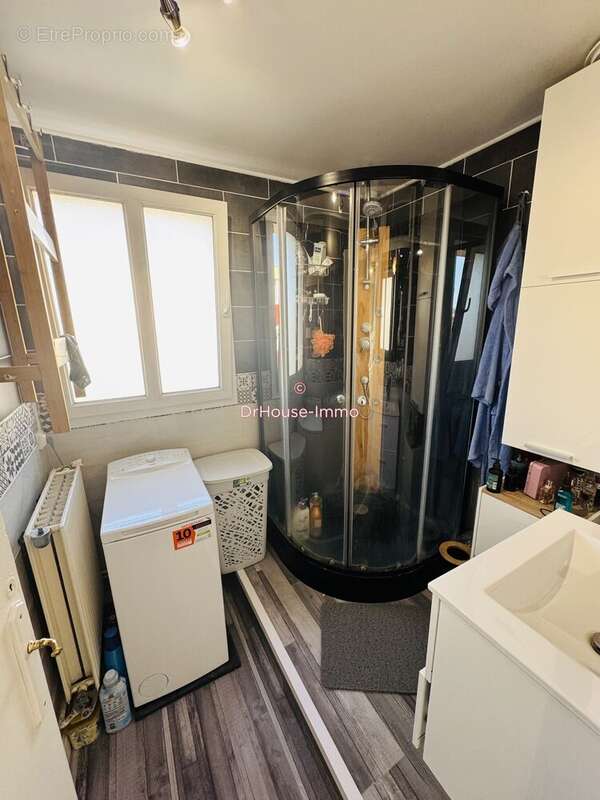 Appartement à GREGES