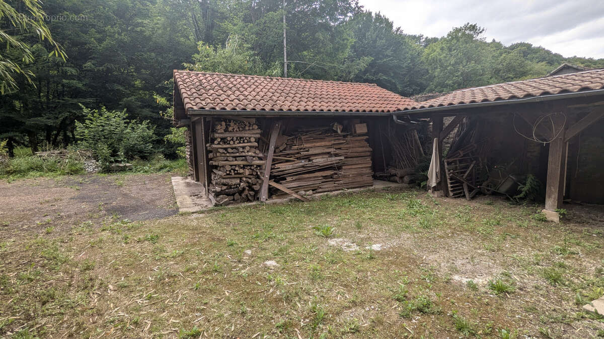 Maison à GAGNAC-SUR-CERE