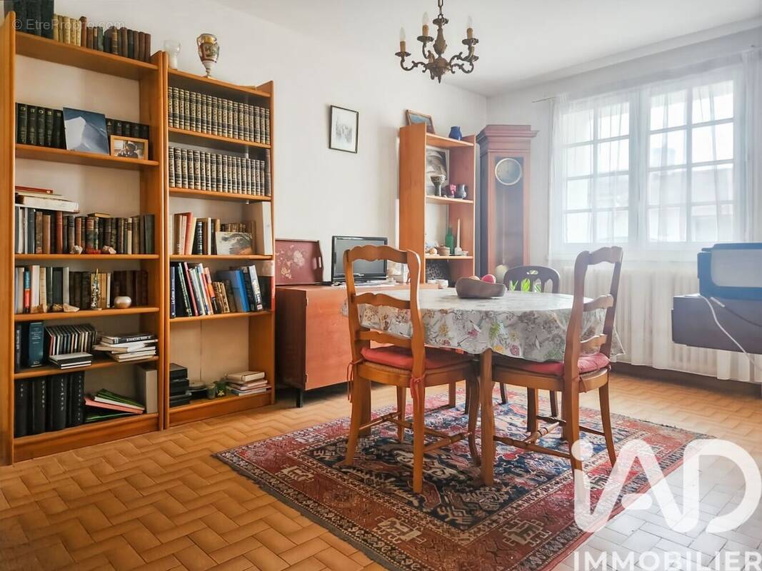 Photo 1 - Maison à SAINT-JULIEN-DES-LANDES