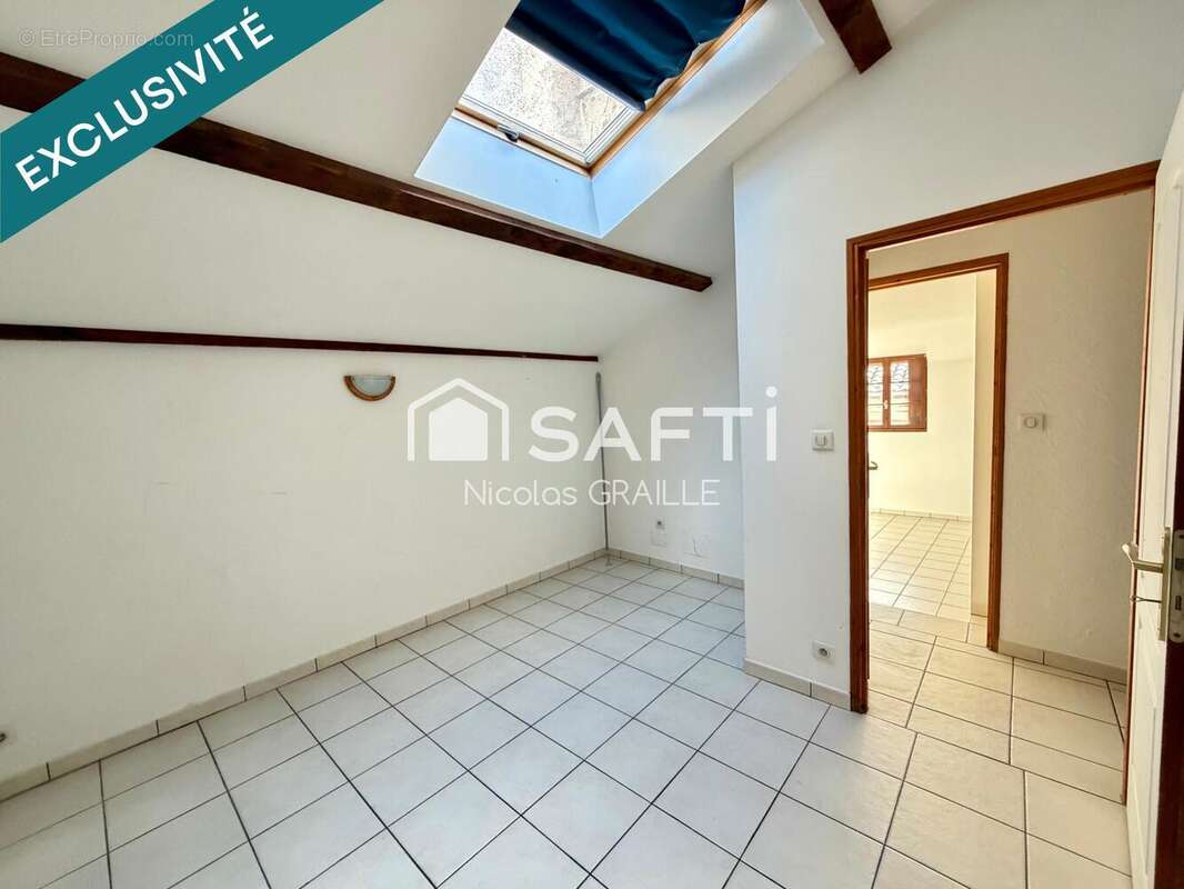 Maison 65 m² à Millau  - photo 9