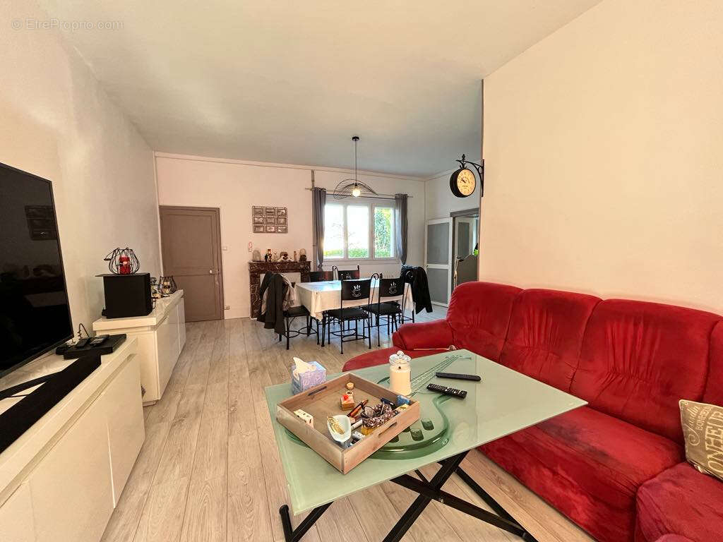 Maison à LA GUERCHE-SUR-L&#039;AUBOIS