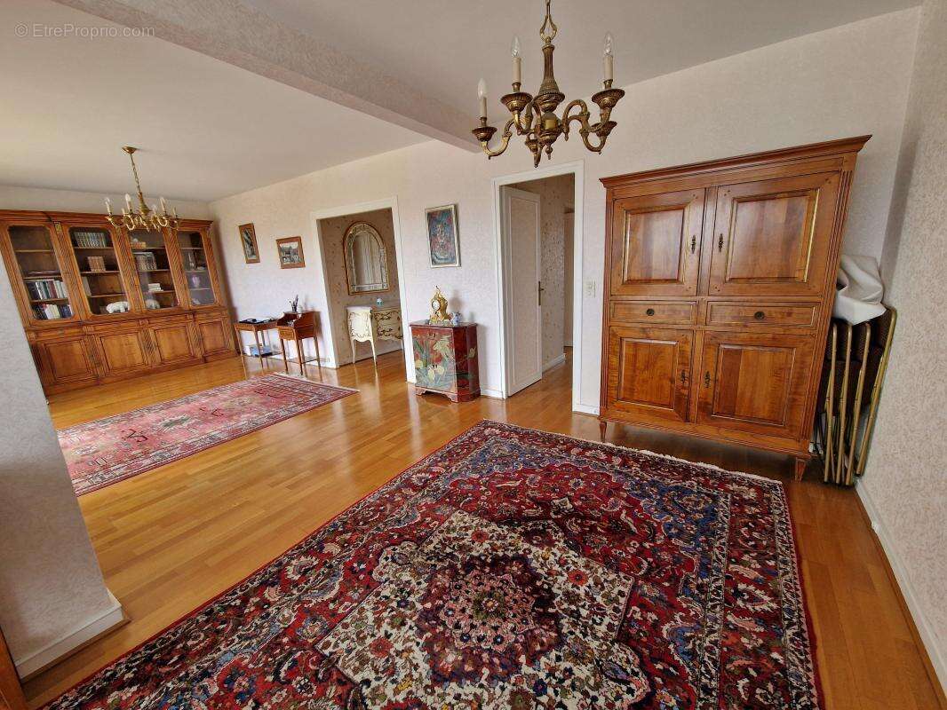 Appartement à JUVISY-SUR-ORGE