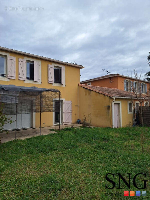 Maison à BAGNOLS-SUR-CEZE