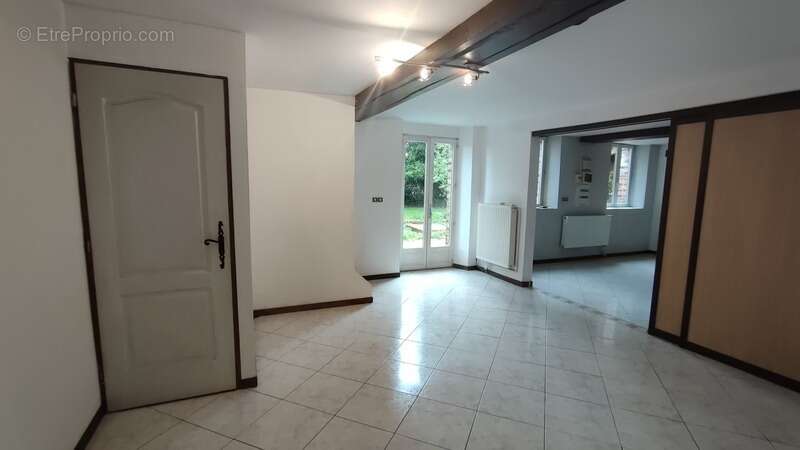 Maison à FOUCHEROLLES