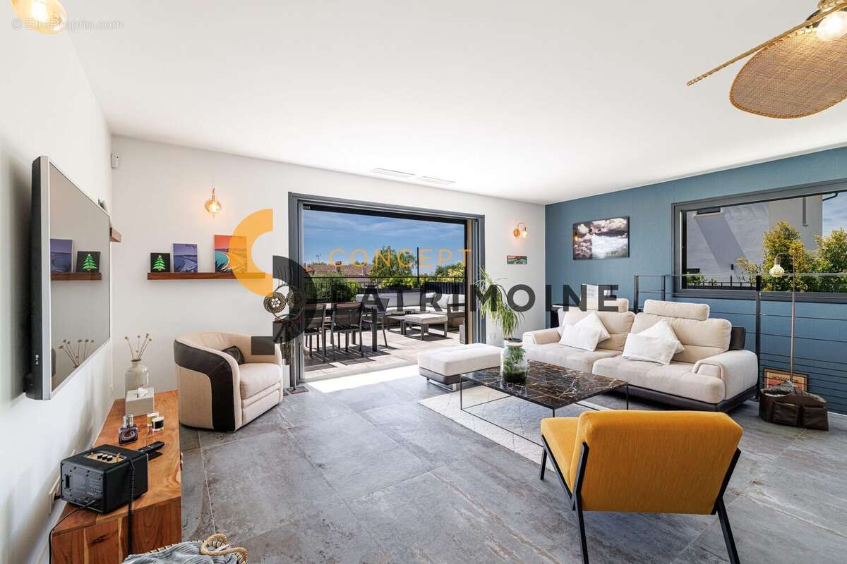 Maison 121 m² à La Gaude  - photo 6