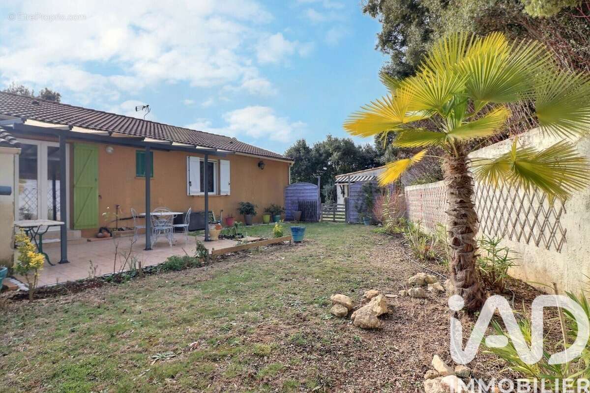 Photo 4 - Maison à SEILLONS-SOURCE-D'ARGENS
