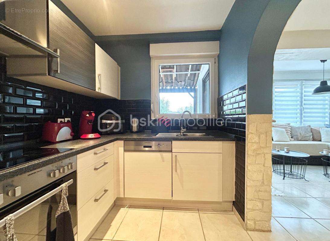 Grande maison avec local - photo 19