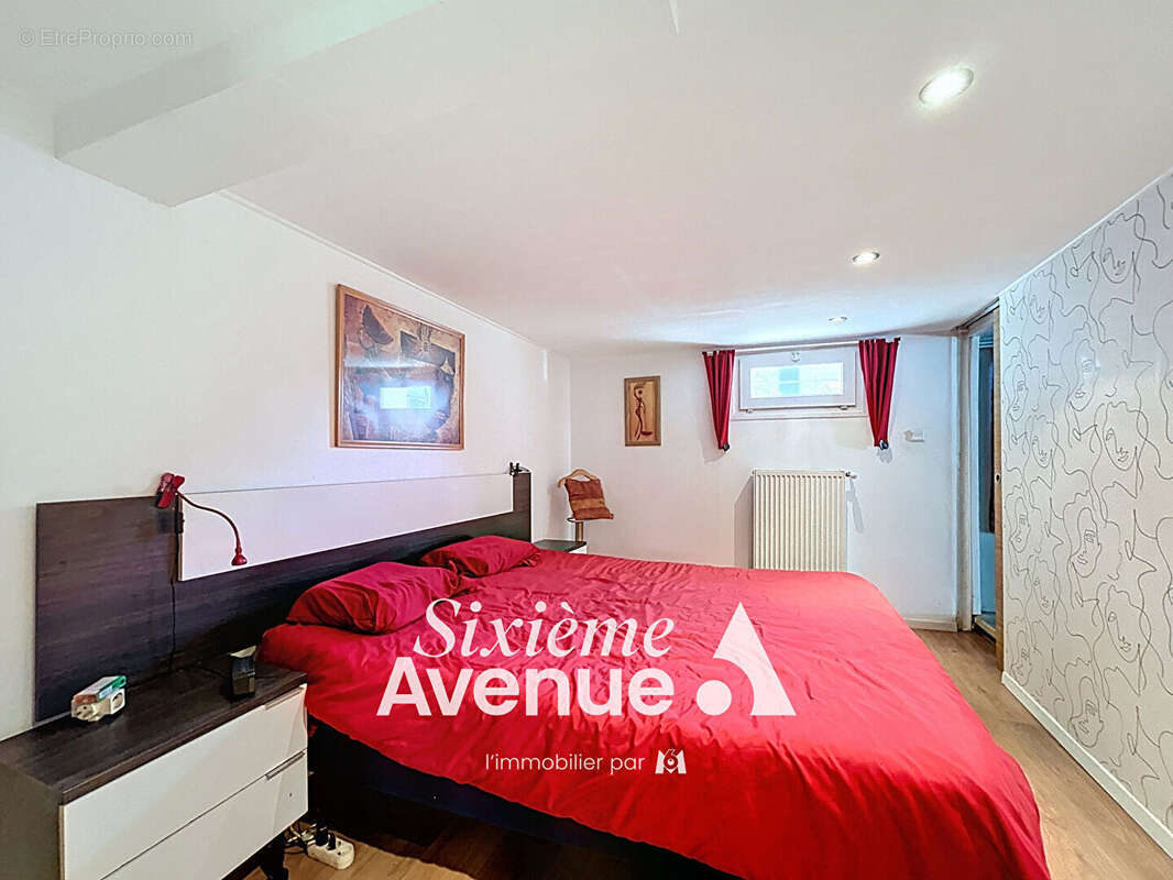 Maison à VAULX-EN-VELIN