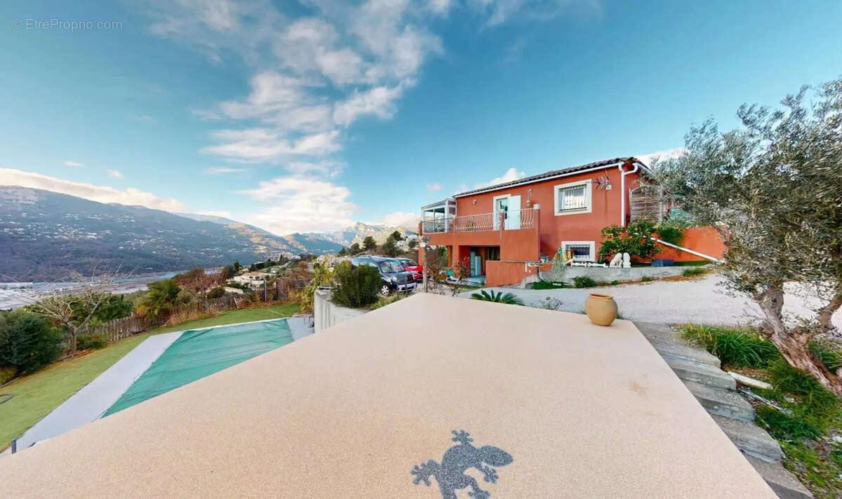 Maison à SAINT-MARTIN-DU-VAR