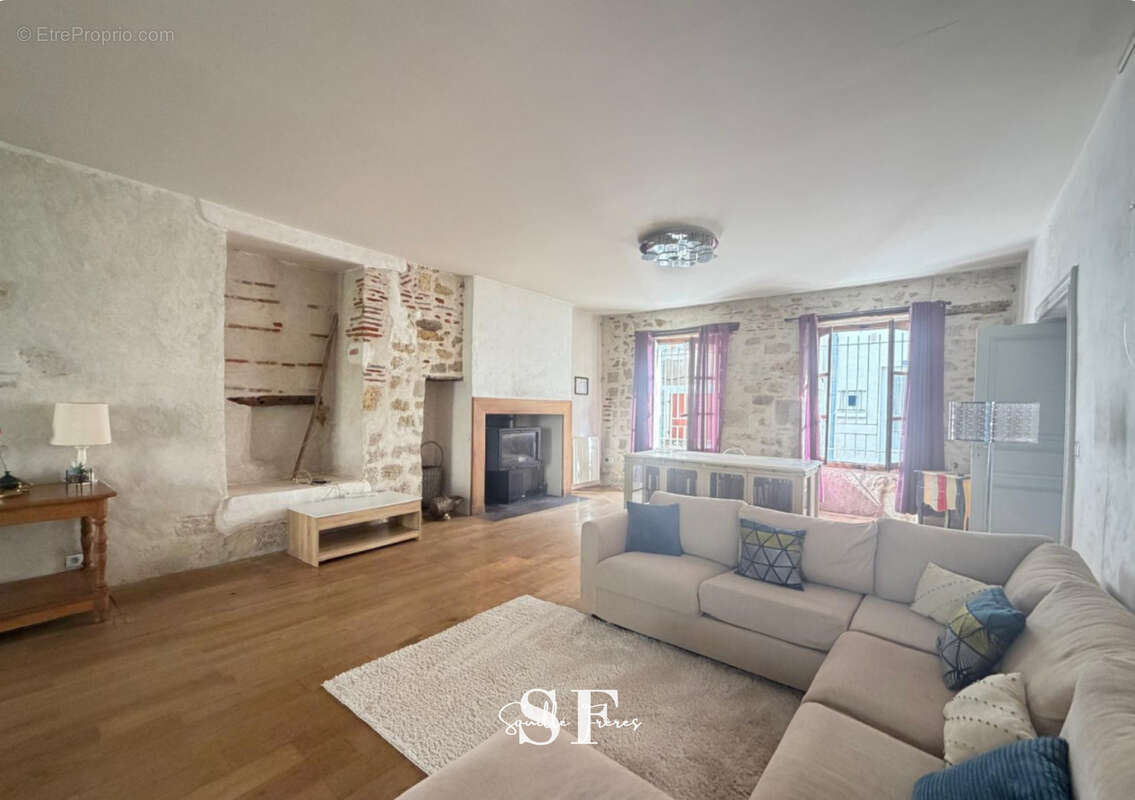 Agen rive gauche - superbe maison de caractere - photo 5