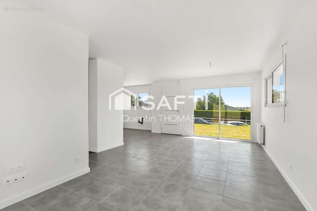 Maison 90 m² à Saint-Seglin  - photo 4