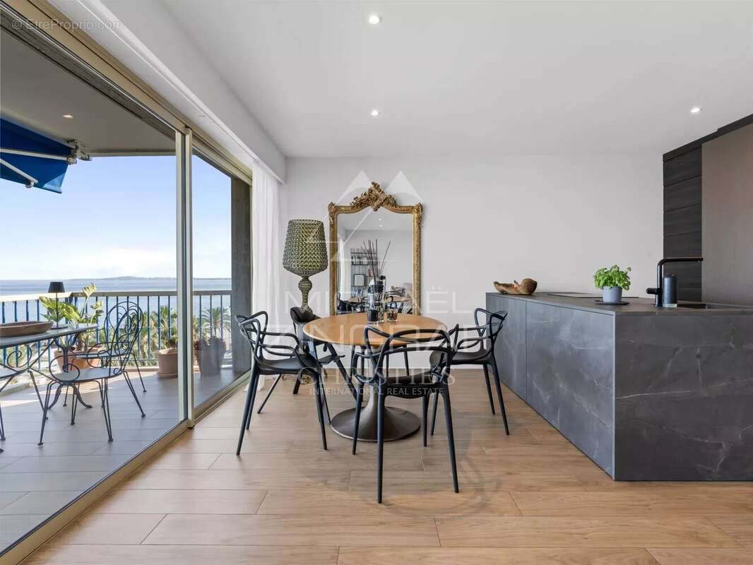 Appartement à CAGNES-SUR-MER