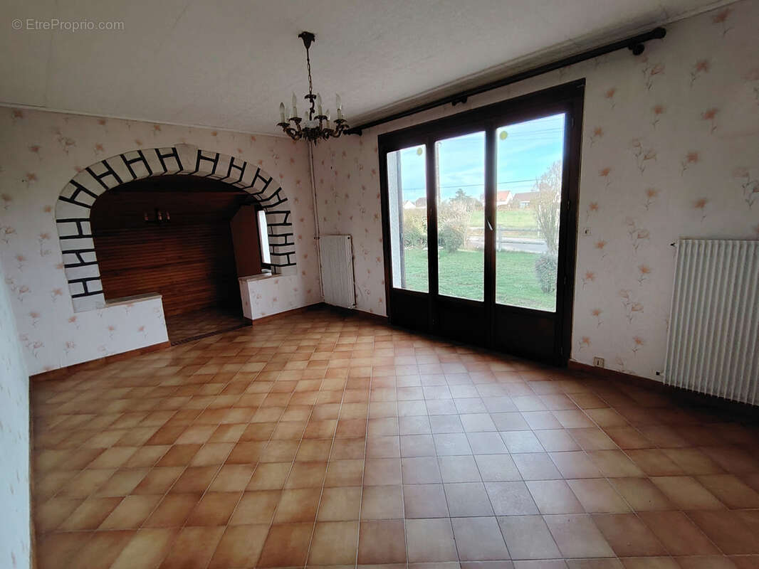 Maison à SAINT-VALERIEN