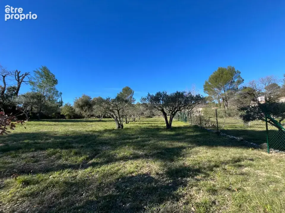 Terrain 1 615 m² à vendre à Flayosc (83780) - photo 2