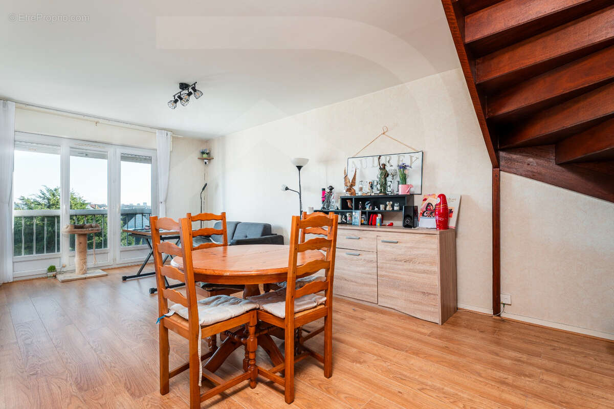 Appartement Duplex 68 m² - 2 chambres - Ascenseur - parking -Sanvic Vornier - Le Havre - photo 3