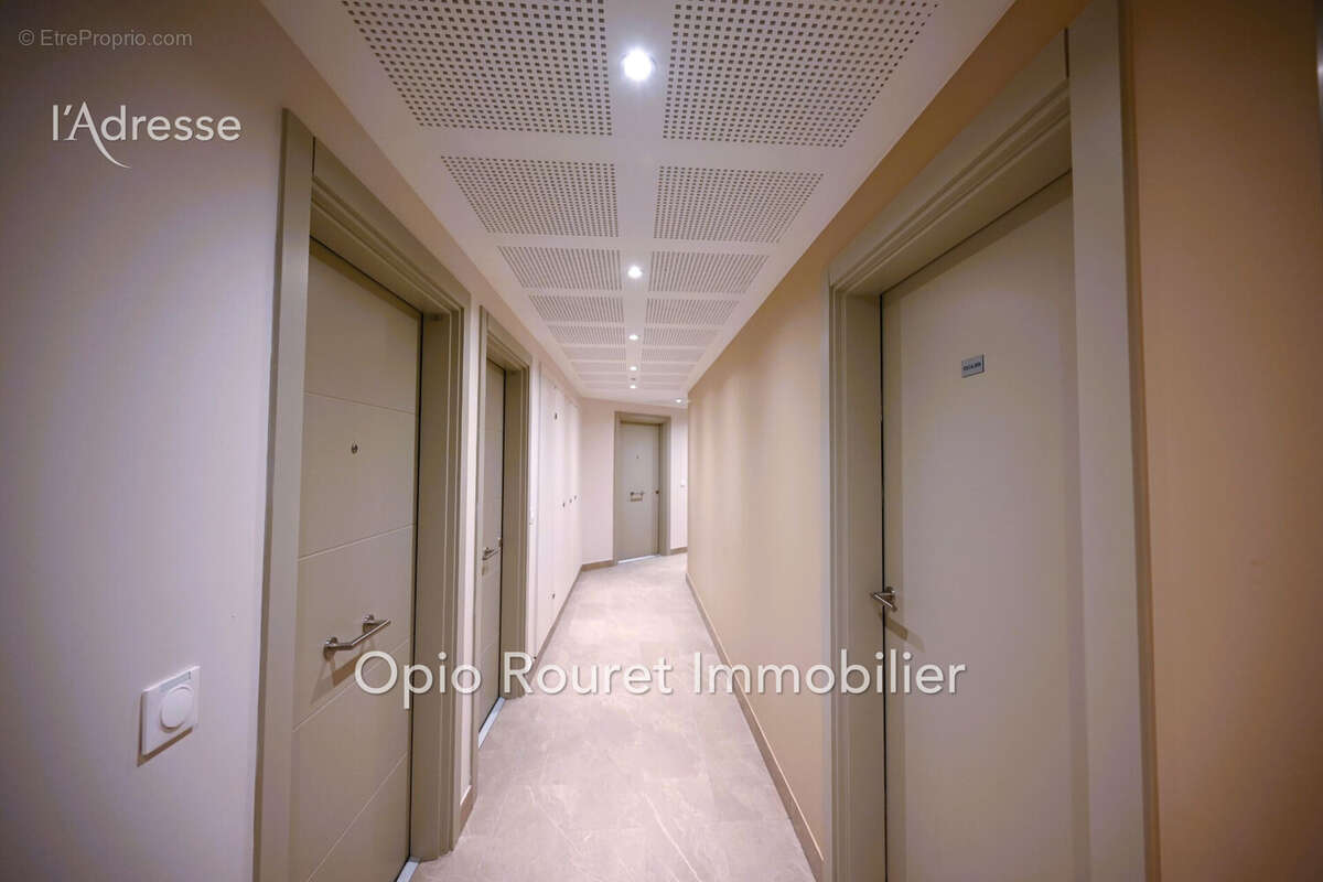 Appartement à LE ROURET