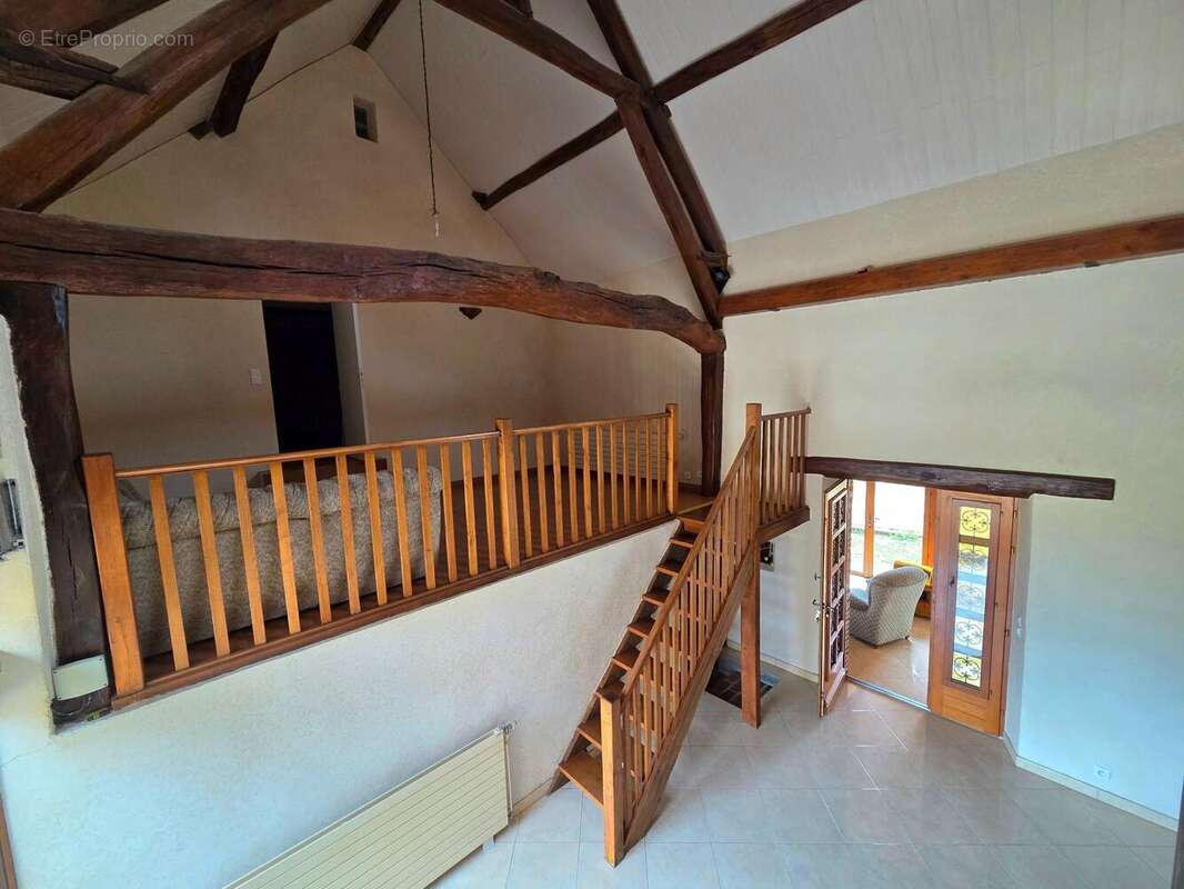 Maison 233 m² à Sormery  - photo 7